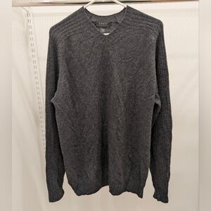 Forte Charcoal Gray Vneck Cashmere Sweater